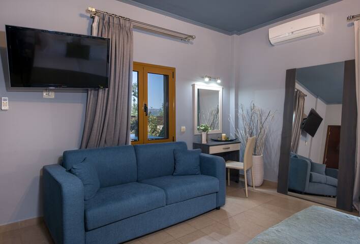 Villa Lady Dafni Ocean view & private heated pool gallery image 4