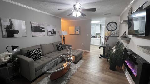 131 Suite at West Rose