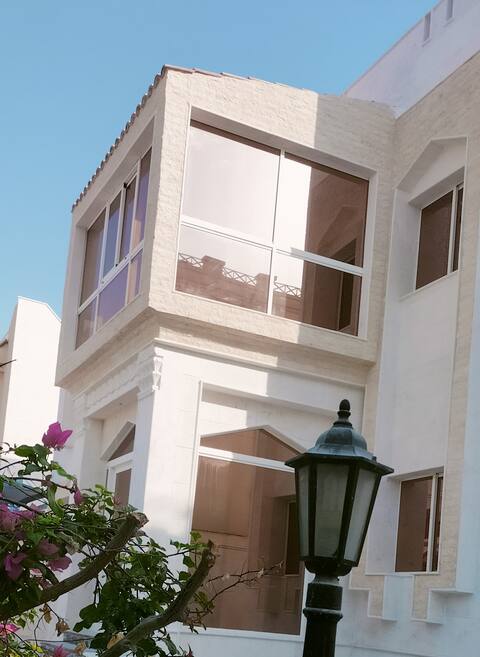 Luxurious 5-Bedroom Villa
