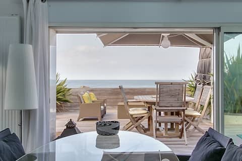 Villa on the Beach with Sea Access, 5* Rating