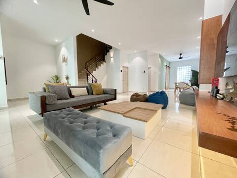 Deluxe 4BR Home in Kuah - 5mins to shops & mall