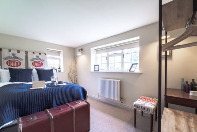 Downstairs bedroom with small double (4 foot) bed