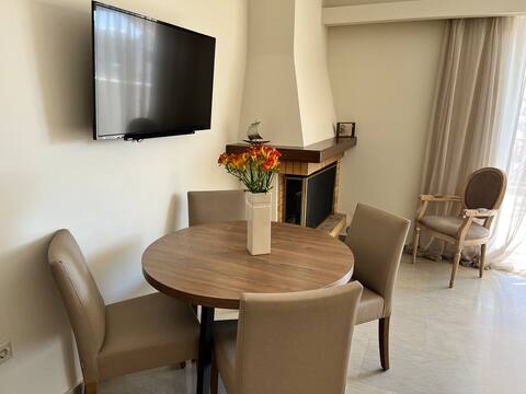 Top performing Airbnb: Unique Penthouse Apt w/ free Parking near Glyfada in δήμος ελληνικού αργυρούπολης