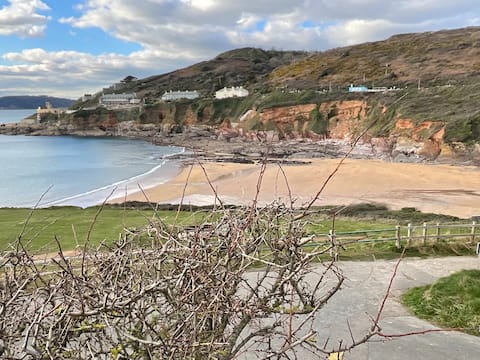 Top performing Airbnb: Idyllic Seaside Retreat in Wembury