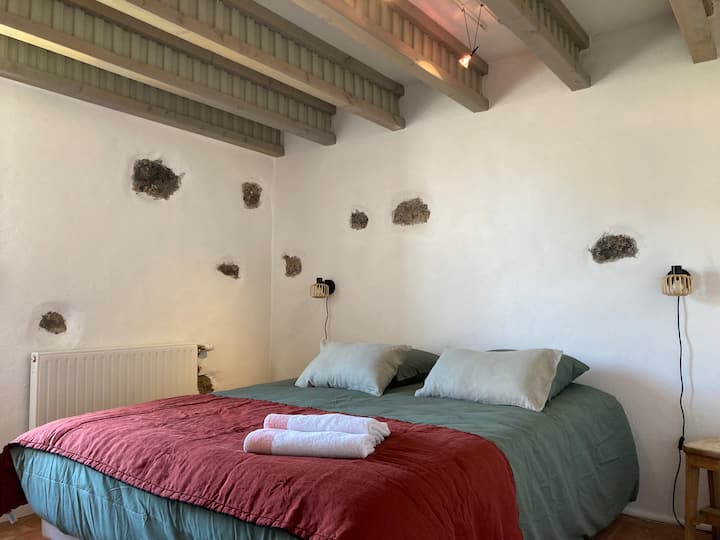 საძინებელი 2