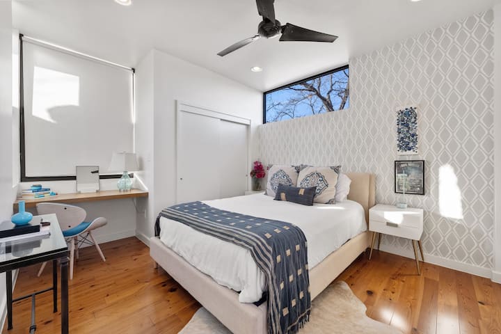 Спалня 2 - Легло тип Куин