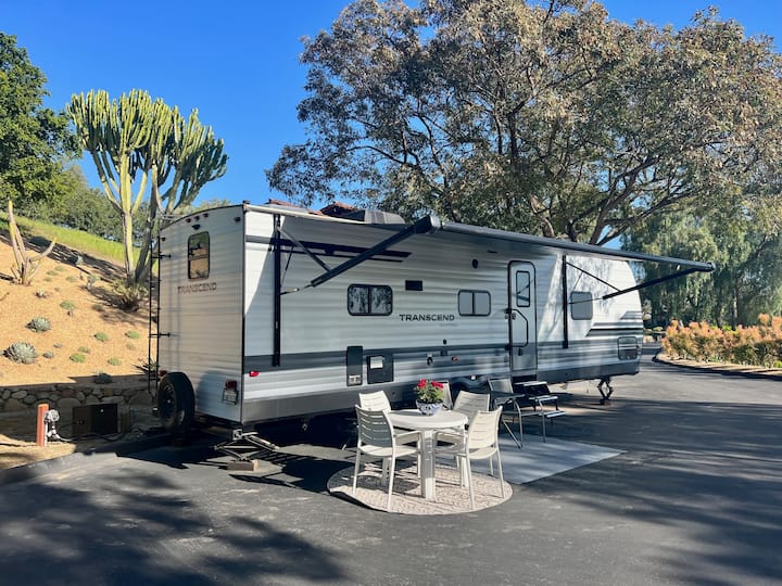 Glamping in Goleta Campers/RVs for Rent in Goleta, California, United