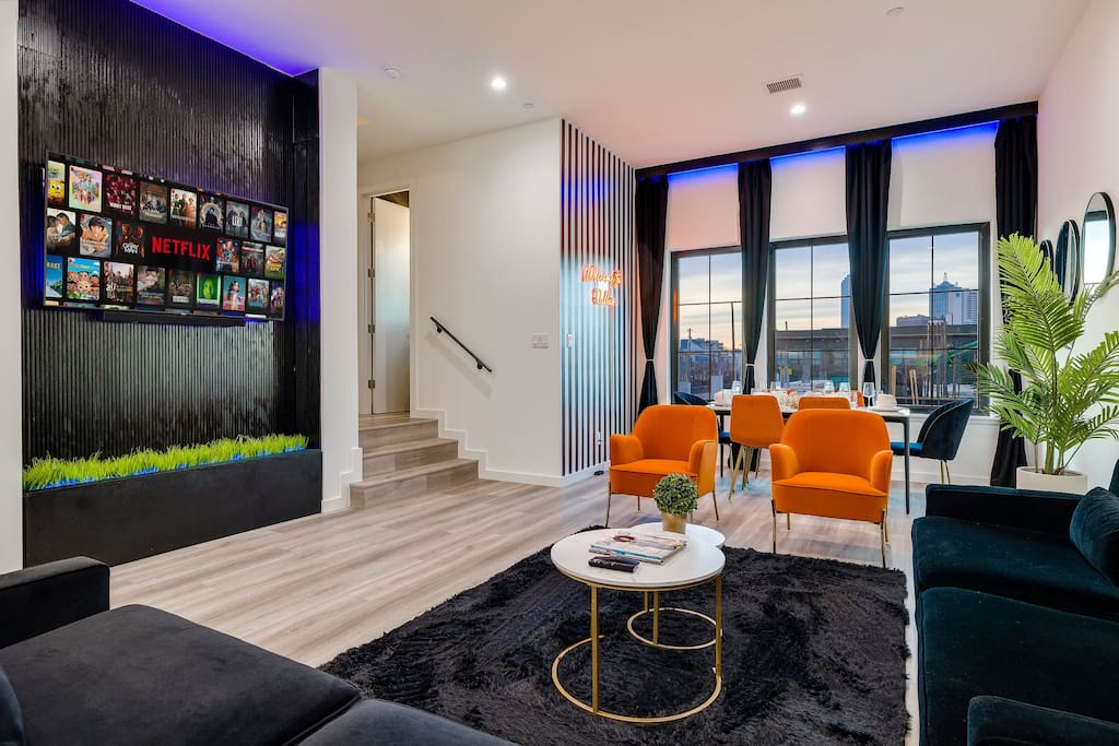 Airbnb KL Residence | Rooftop Projector | 5 Min-Downtown