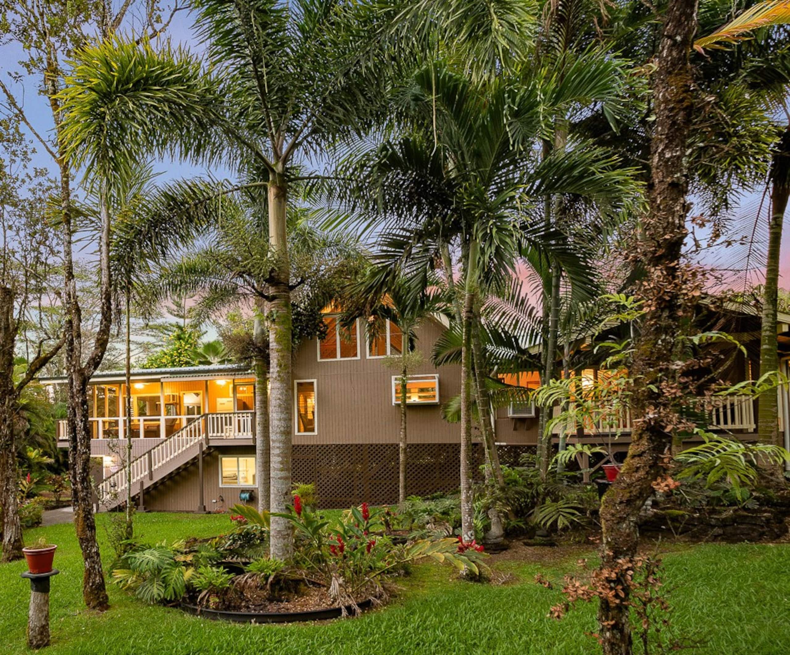 Home in Keaau · ★4.8 · 3 bedrooms · 6 beds · 2 private baths - Image 25