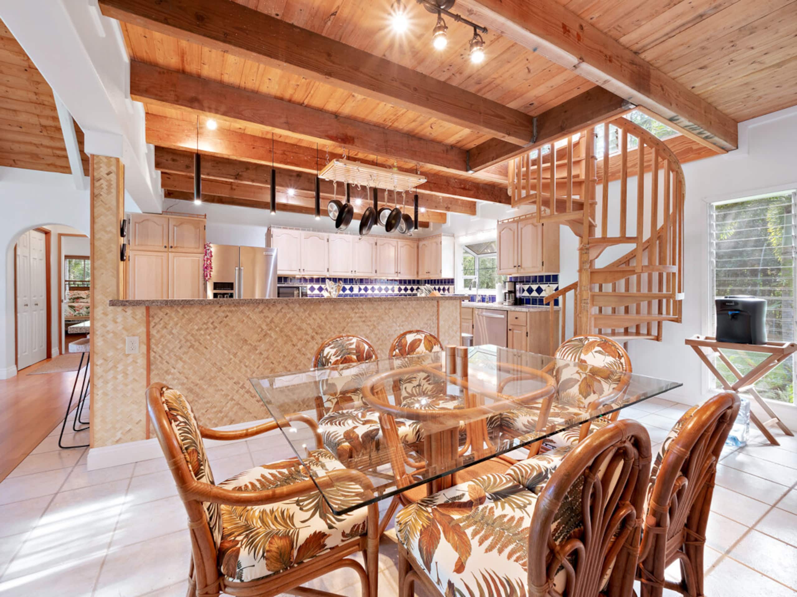 Home in Keaau · ★4.8 · 3 bedrooms · 6 beds · 2 private baths - Image 10