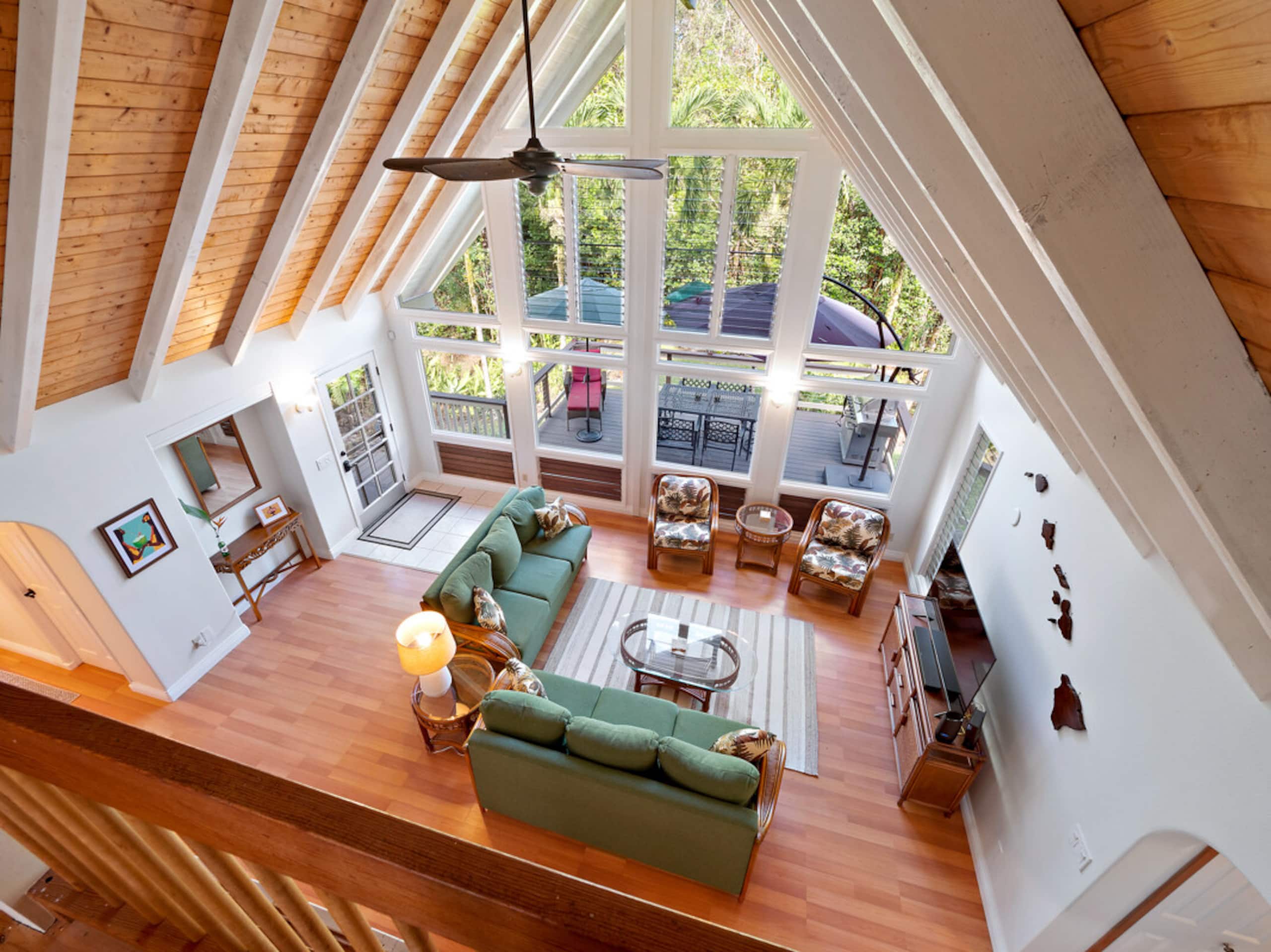 Home in Keaau · ★4.8 · 3 bedrooms · 6 beds · 2 private baths - Image 8