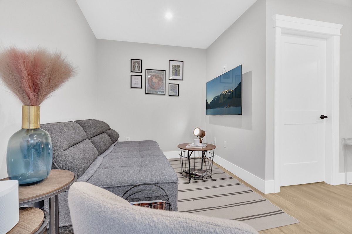 Cozy 1BR Basement Suite | Near Kerrisdale Village