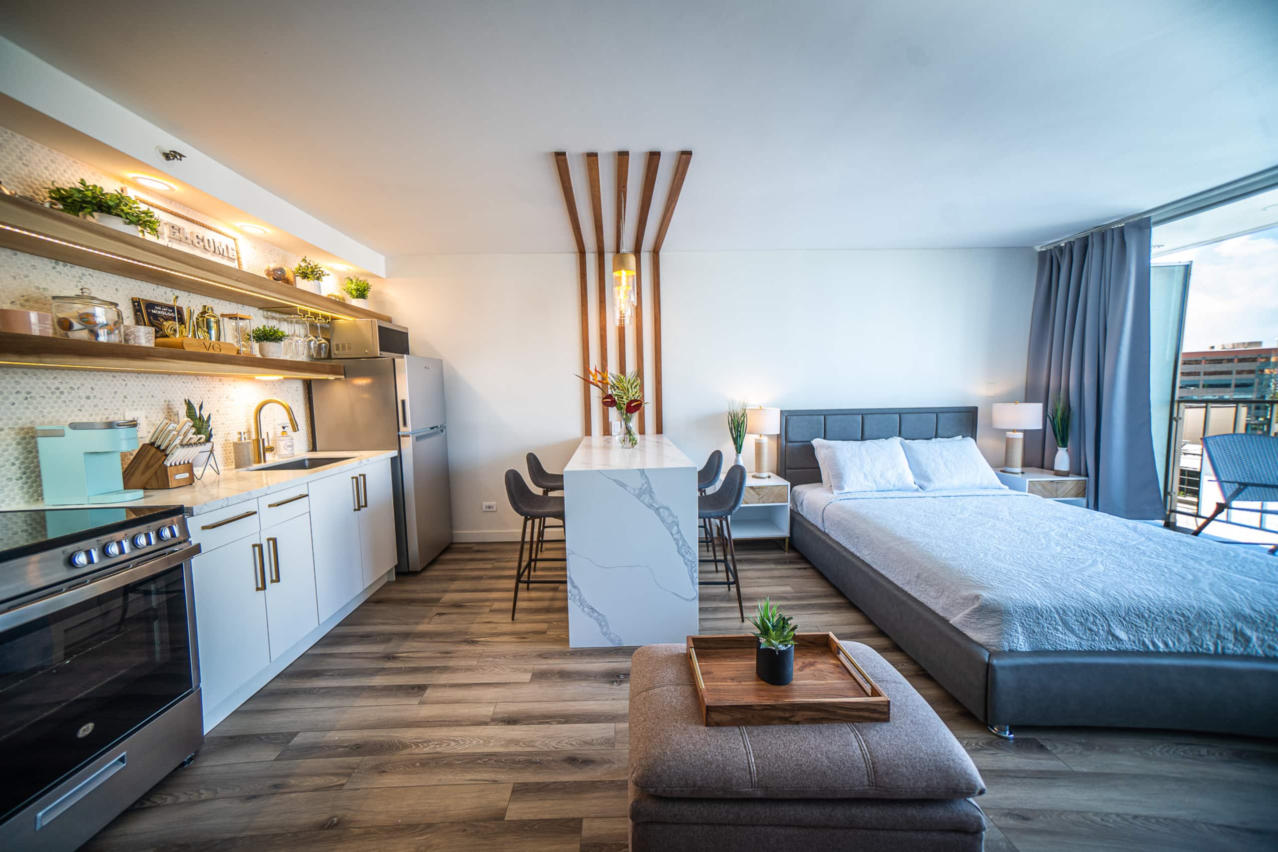 Condo in Honolulu · ★4.98 · 1 bedroom · 2 beds · 1 private bath - Image 19