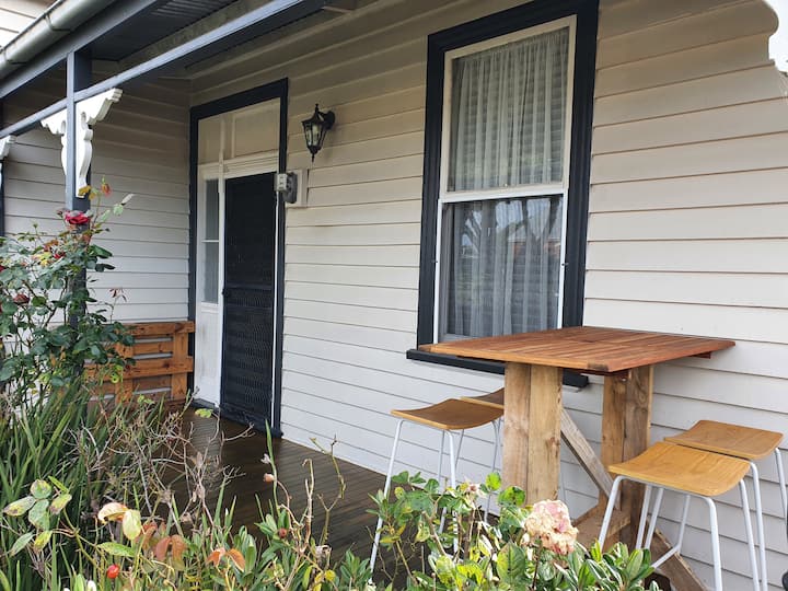 Cottage on Church Two bedroom home Houses for Rent in Colac