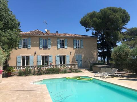 Spacious and quiet bastide