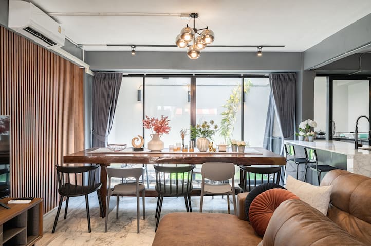 BigHouse 5Bedrooms_7Beds_CityCenter_BTS 800m_7-11 gallery image 2