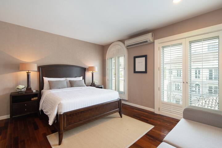 Breezy Haus In Asoke (Pool, walk to BTS/MRT) :LUX gallery image 3