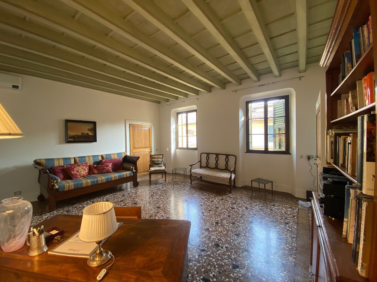 Successful Airbnb property: Palazzo Gemma Brenzoni - "Caterina Penthouse" in Verona