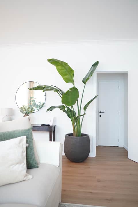 Popular Airbnb listing: Stylish, comfy & central apartment 2 in Antwerpen