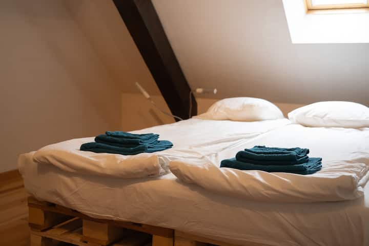 Bedroom2
double bed size 160