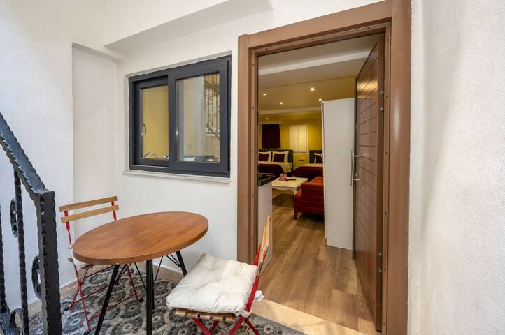 For 12 Person – 2 Min to Taksim gallery image 3