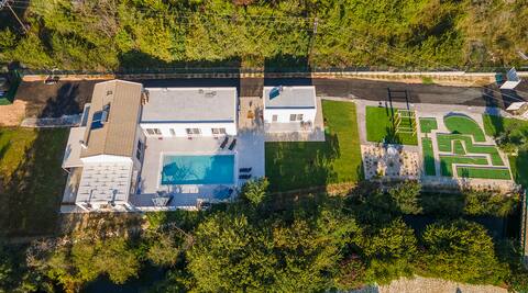 Brand-new Family Villa Ami, with private mini golf