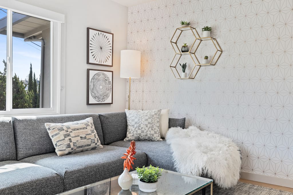 Private Mid-Century Modern W/ Secluded Yard