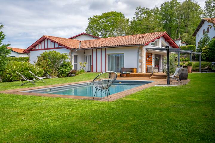 The AINGERUAK agency managed Airbnb listing 1