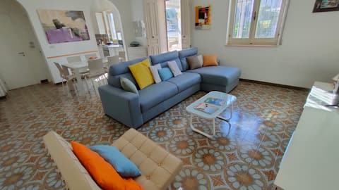 Proprietà Airbnb di successo: Taste of Puglia | relax 140 meters from the sea a Pulsano