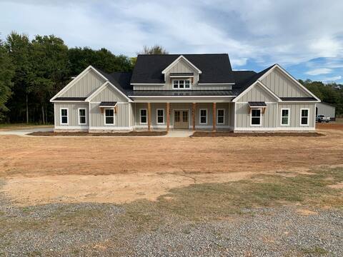Privacy right outside of town!