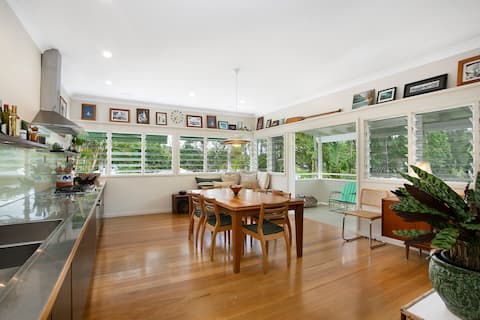 Nth Avalon Beach Living House
