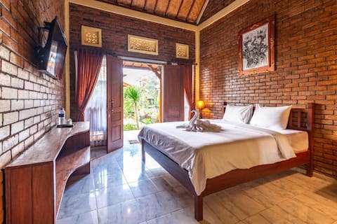 Terace Garden 8 Adult Bedugul Bali Villa