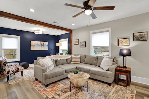 Top Airbnb: Cozy|PetFriendly|OvertonParkZoo|FencedYard|Parking in Binghampton