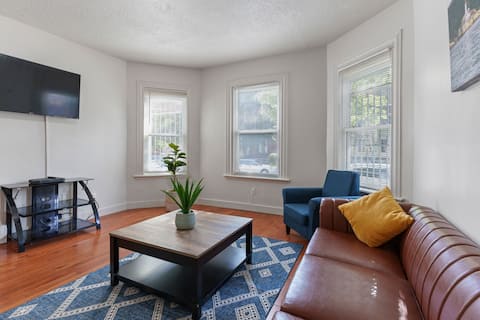 Frog Hollow Red Door Duplex