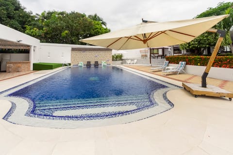 Modern Estate with Private Pool Melgar/Carmen
