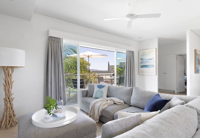 Penthouse Between Hastings Street and The Junction