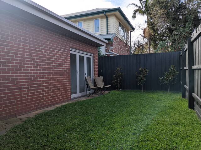 Inner City Mid Century Escape gallery image 3