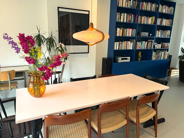 Roof Terrace Sunny City | 180m2 gallery image 2