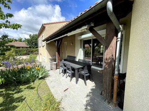 Lovely spacious family villa