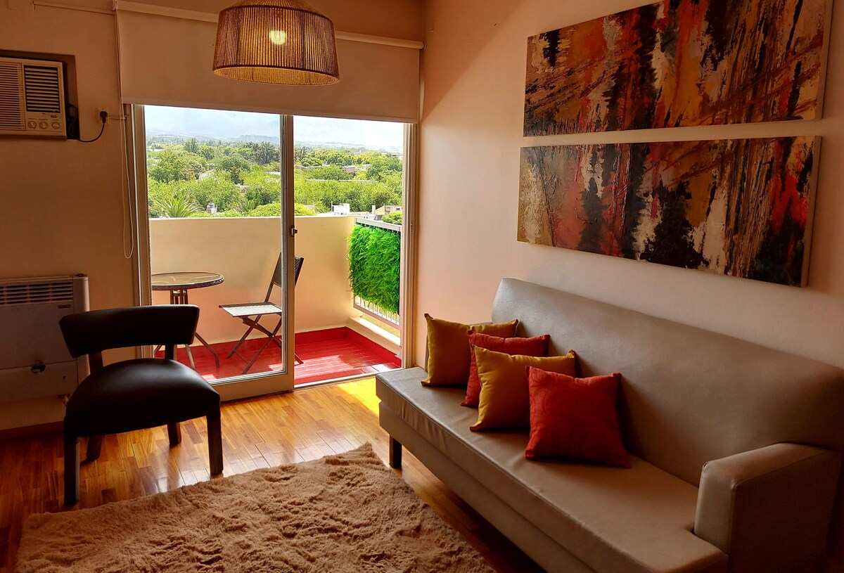Popular Airbnb listing: Civic Park Apartment with Parking in Departamento Capital