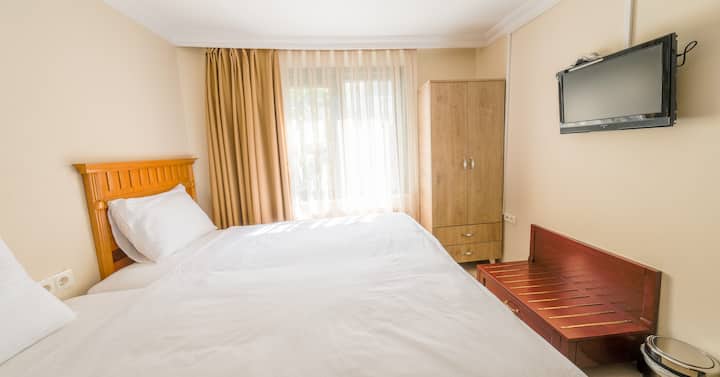 غرفة النوم 2