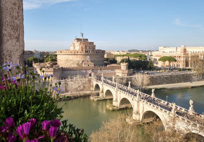La Torre di Castel Sant’Angelo