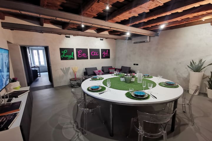 Apartment Coliseum 97.4