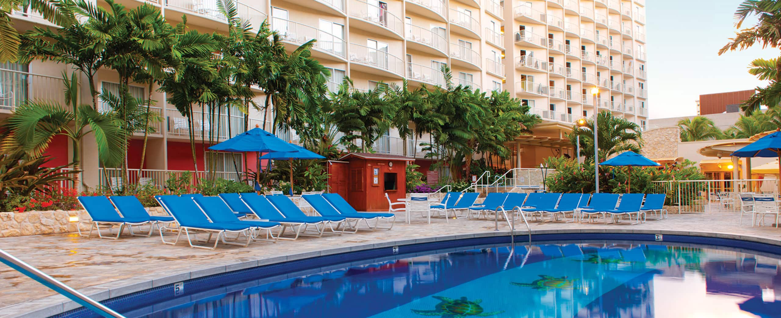 Hotel in Honolulu · ★4.8 · 2 bedrooms · 4 beds · 2 private baths - Image 1
