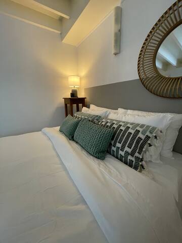 Haven – Contemporary 2 Bedroom Apartment Houtbay. gallery image 4