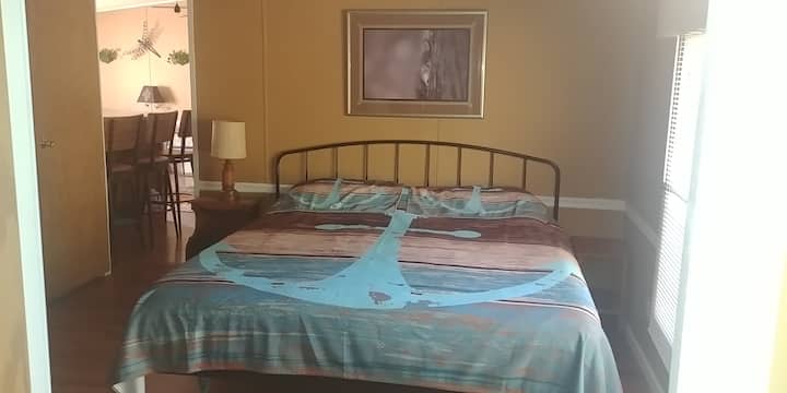 Cama king size en el barrio del capitán