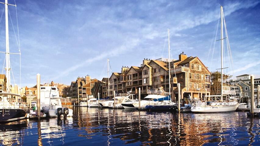 Harbor-side Condo Resort in Newport, Ocean View! gallery image 3