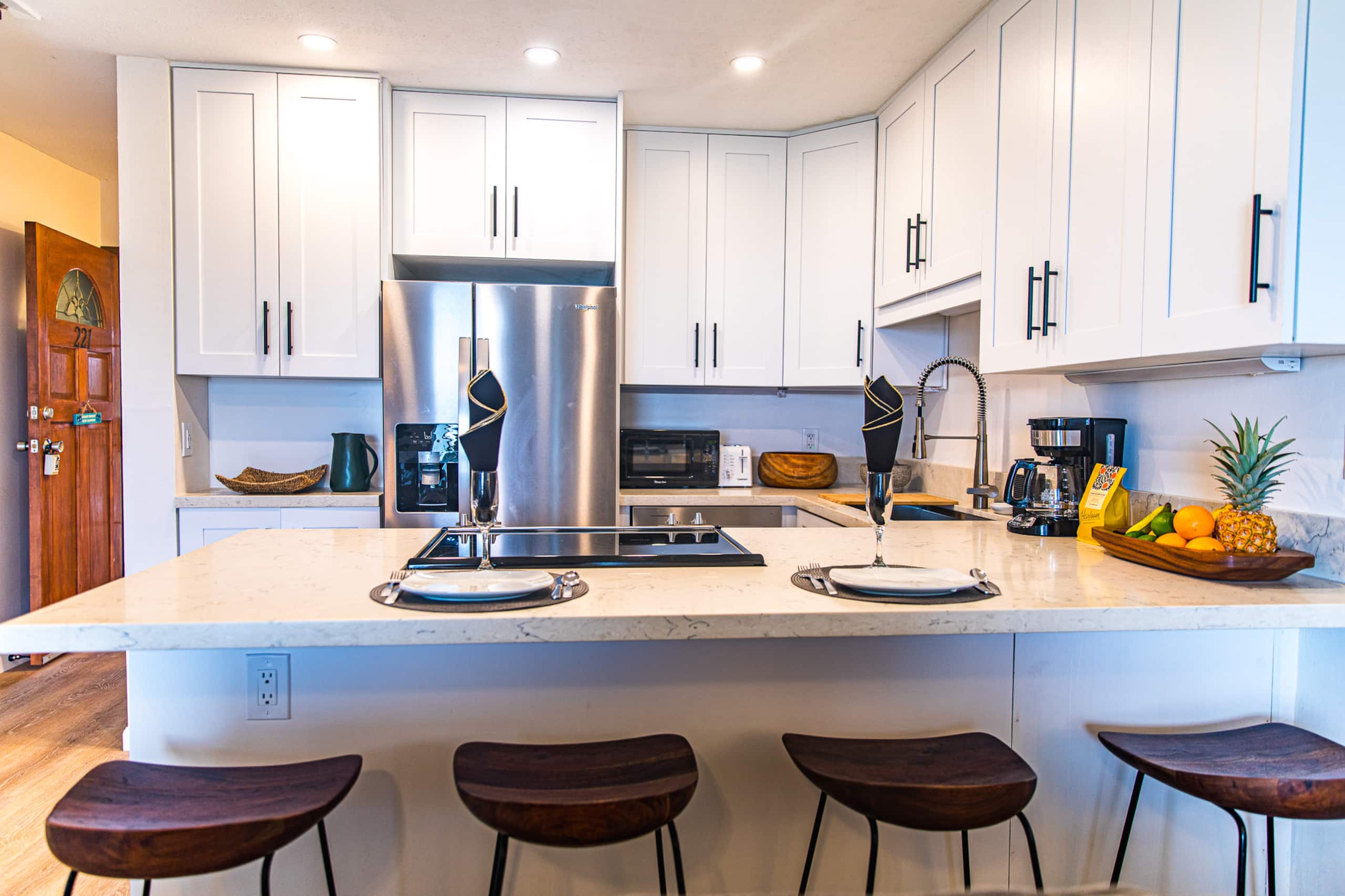 Condo in Kihei · ★4.92 · 1 bedroom · 2 beds · 1 private bath - Image 9