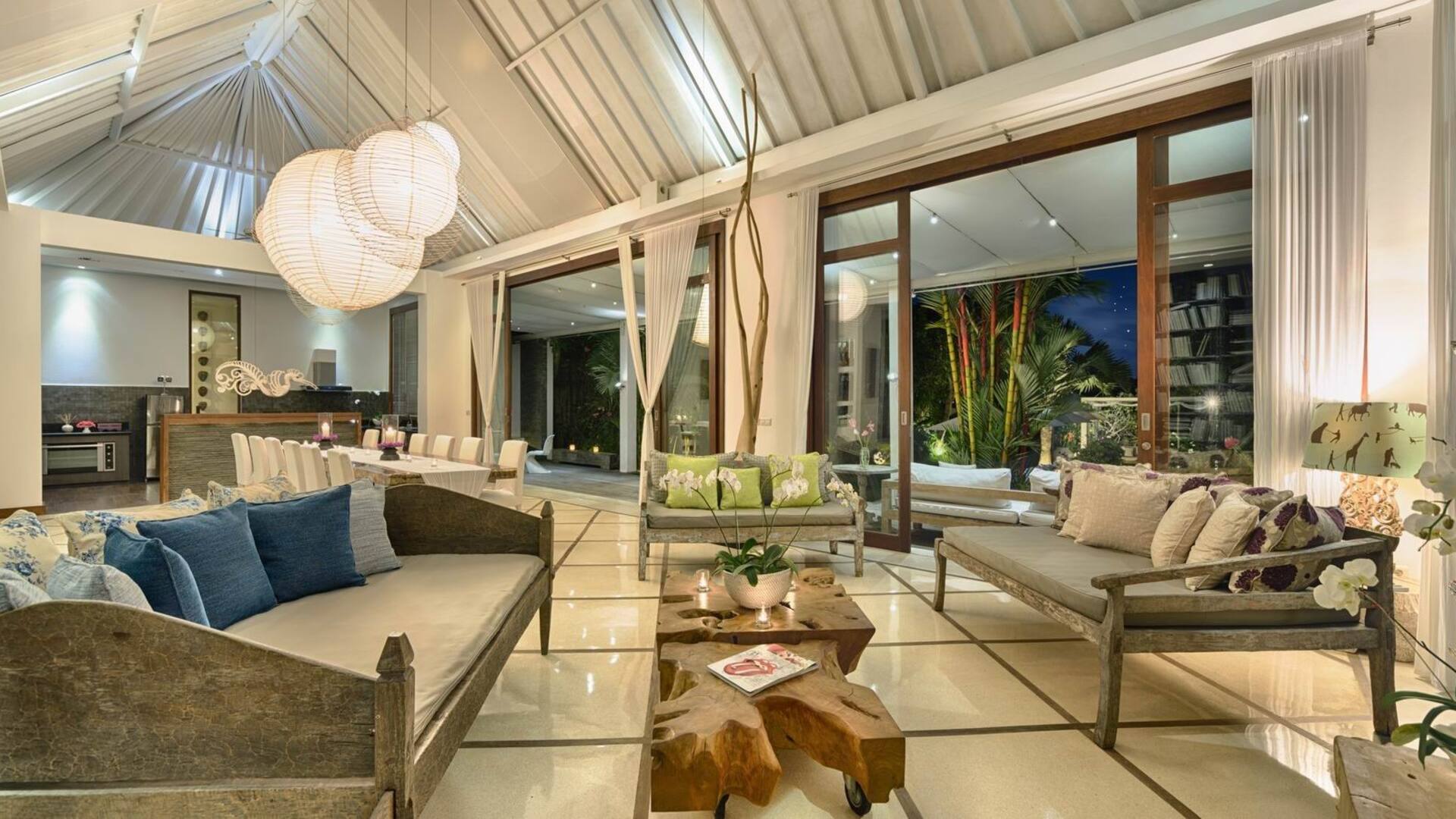 Expansive Luxury Estate 6 Bedroom Private Villa in Canggu 2
