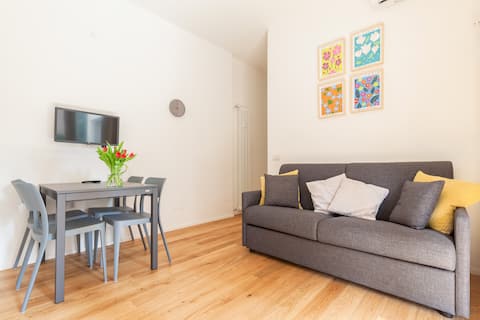 Delightful apartment in Monza Triante